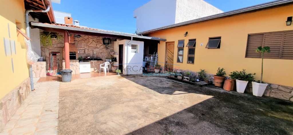 Casa térrea no bairro fonte nova em valinhos