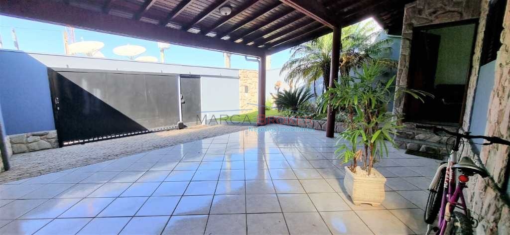 Casa térrea no bairro fonte nova em valinhos