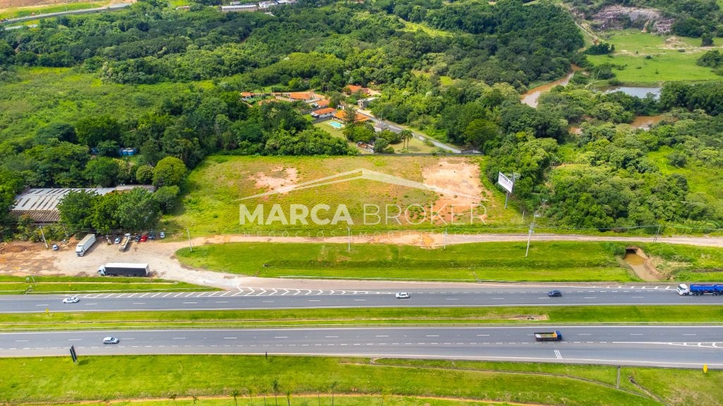 Área industrial/comercial às margens da rodovia d.pedro i