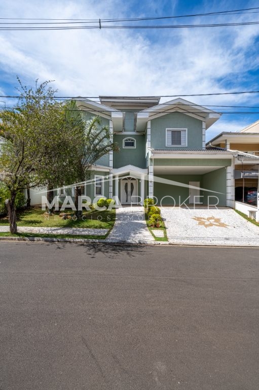 Casa a Venda no Condomínio Vila Brasilianaem Valinhos