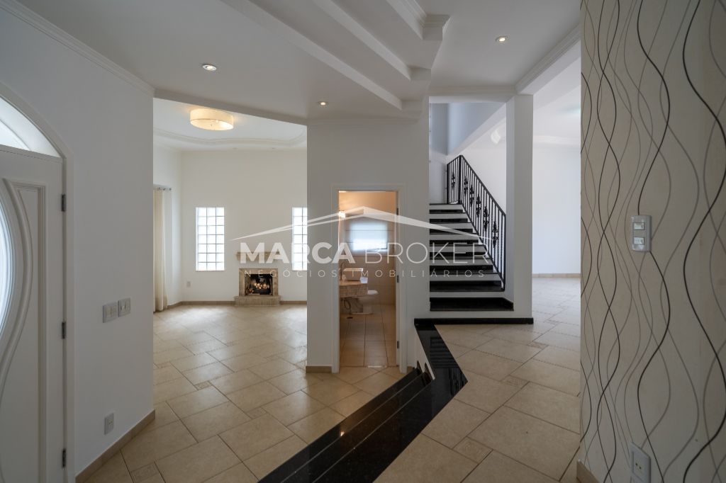 Casa a Venda no Condomínio Vila Brasilianaem Valinhos