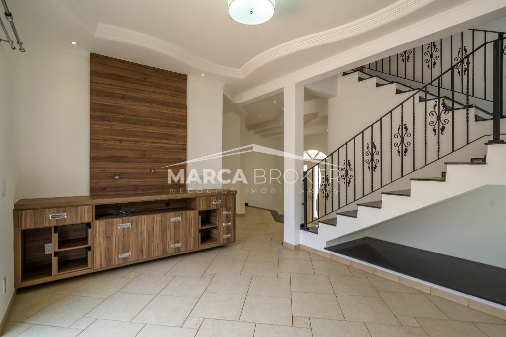 Casa a Venda no Condomínio Vila Brasilianaem Valinhos