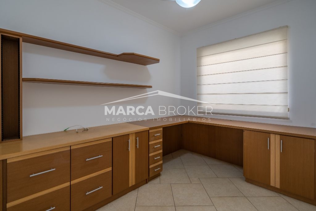 Casa a Venda no Condomínio Vila Brasilianaem Valinhos