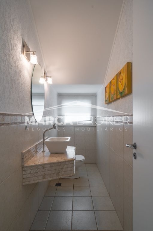 Casa a Venda no Condomínio Vila Brasilianaem Valinhos