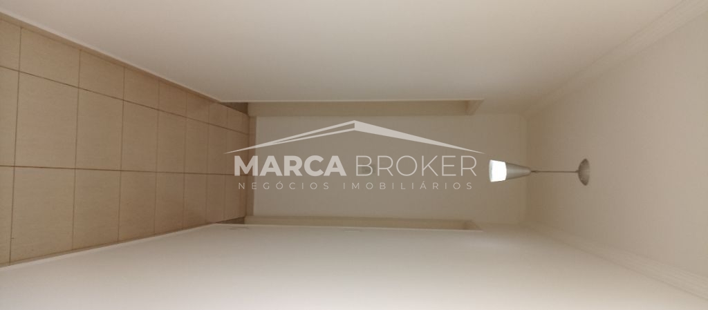 Casa de Condomínio com 4 Quartos sendo 02 suítes para Alugar em Valinhos, 350 m² de construção
