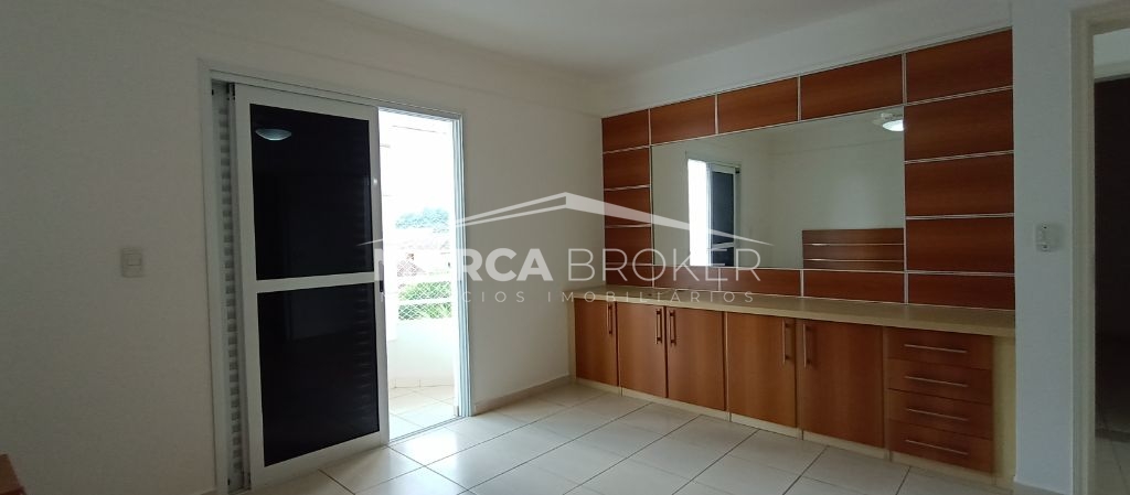 Casa de Condomínio com 4 Quartos sendo 02 suítes para Alugar em Valinhos, 350 m² de construção