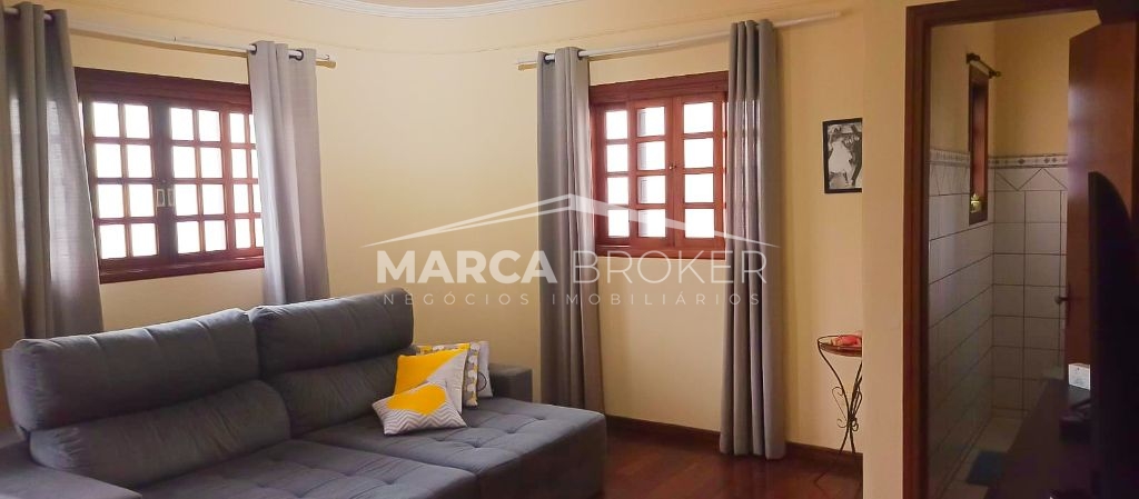 Casa à venda no condomínio residencial terras do caribe em v