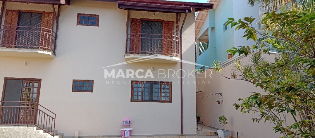 Casa à venda no condomínio residencial terras do caribe em v