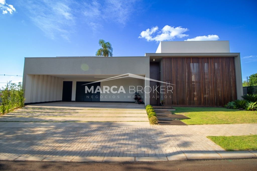 Casa térrea em condomínio na cidade de foz de iguaçu