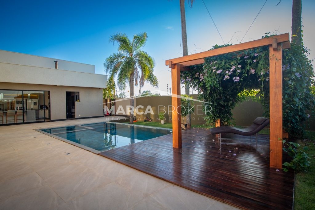 Casa térrea em condomínio na cidade de foz de iguaçu