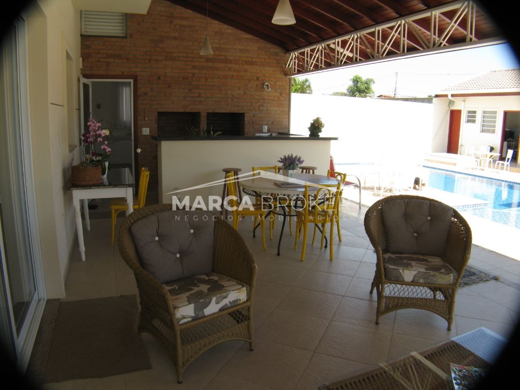 Oportunidade! maravilhoso sobrado em condomínio fechado - vinhedo/sp