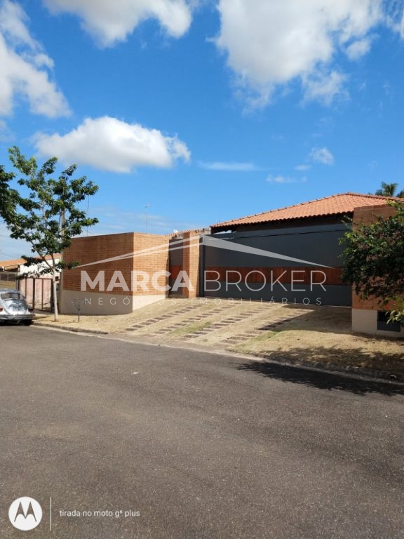 Casa em colinas da matiqueira em são joão da boa vista
