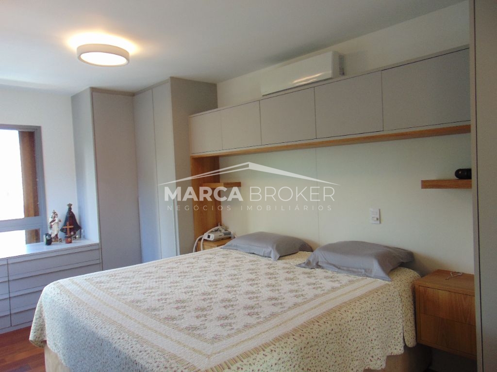 Apartamento com 03 suites no bairro Pompeia em São Paulo
