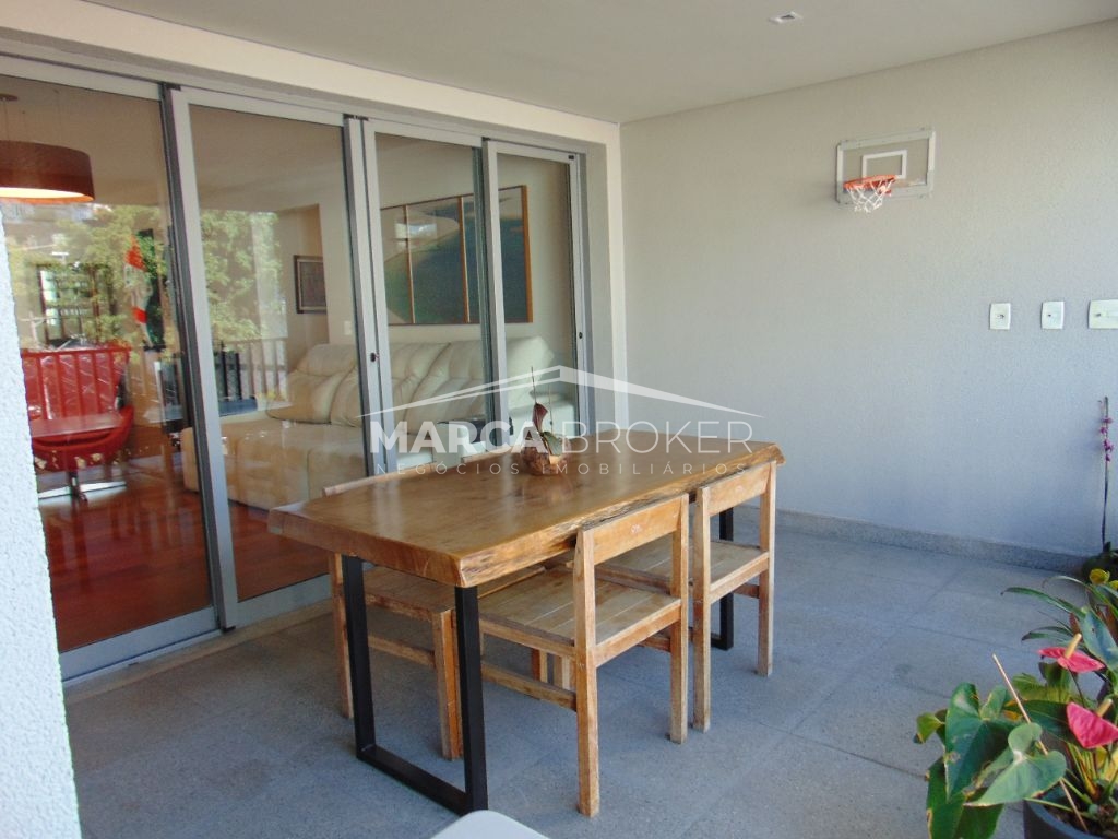 Apartamento com 03 suites no bairro Pompeia em São Paulo
