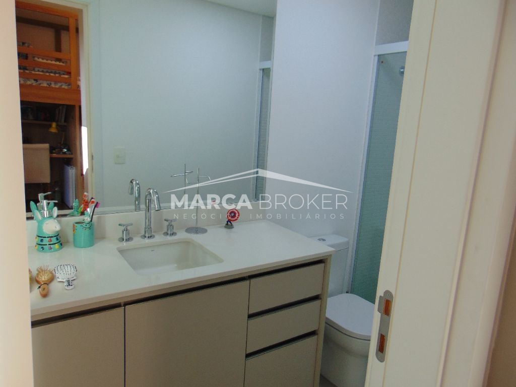 Apartamento com 03 suites no bairro Pompeia em São Paulo
