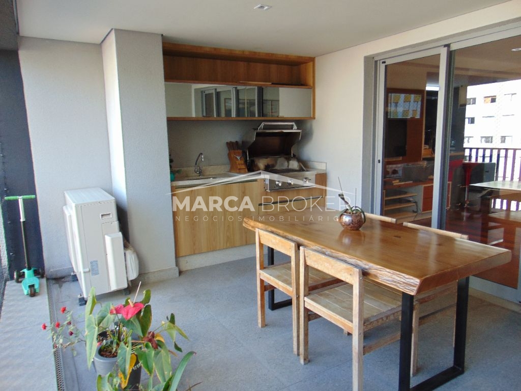 Apartamento com 03 suites no bairro Pompeia em São Paulo