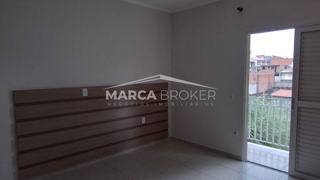 Casa à venda com 3 quartos no jardim nova palmares ii, valin