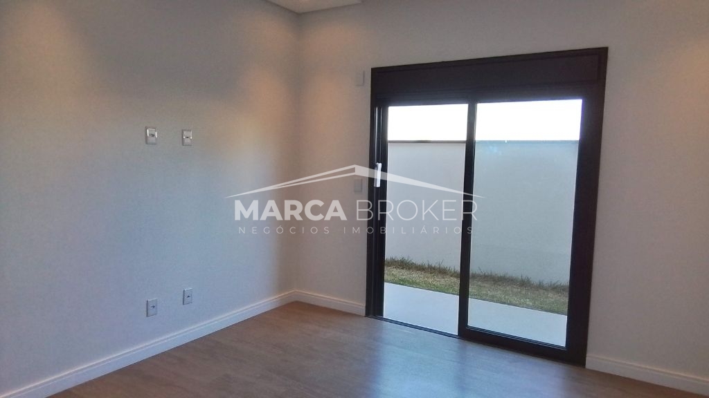 Casa condomínio à venda com 4 quartos no Condomínio Villa Lombarda, Valinhos