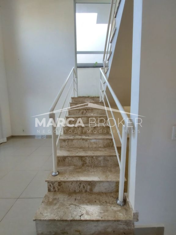 Casa Em Condomínio à Comprar no Condomínio Villagio Di Napoli em Valinhos