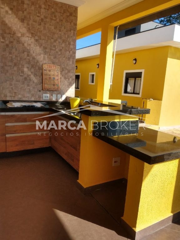 Casa à venda no condomínio clube de campo valinhos em valinh