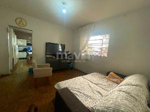 Casa á venda na Vila Nery para ampla reforma ou demolição - Mavin Imóveis e Negócios