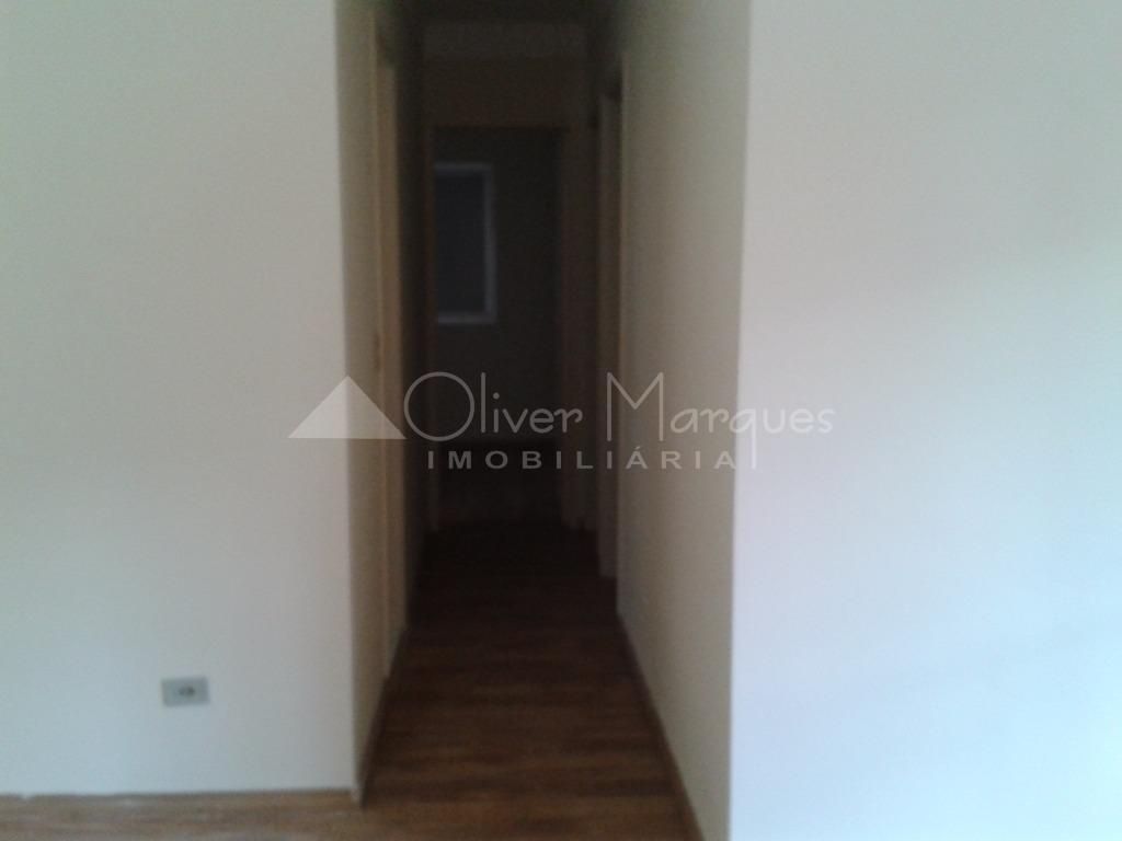 Apartamento de 3 dormitórios para alugar no bairro continent