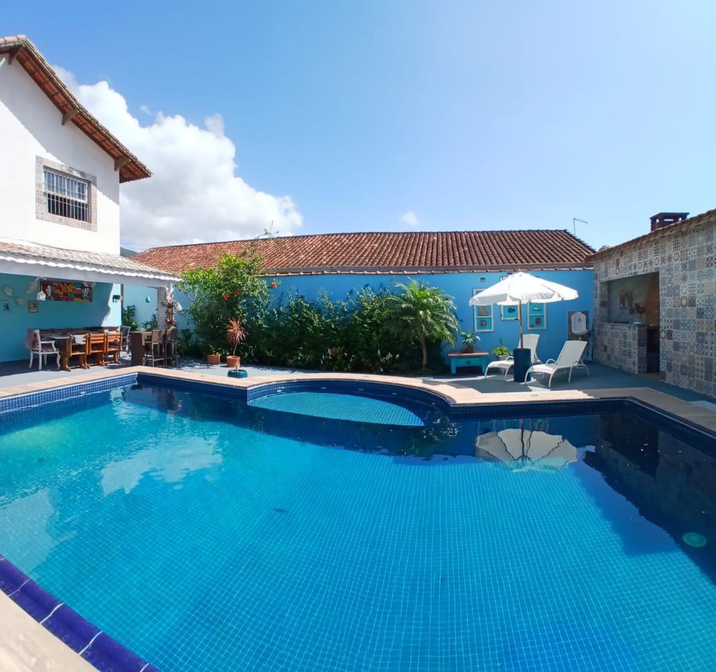 Casa, 5 quartos, 200 m² - Foto 1