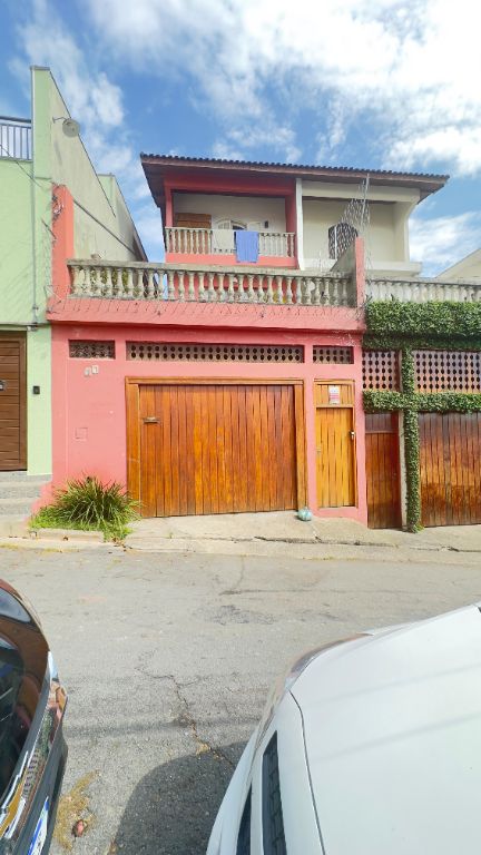 Sobrado, 3 quartos, 230 m² - Foto 1