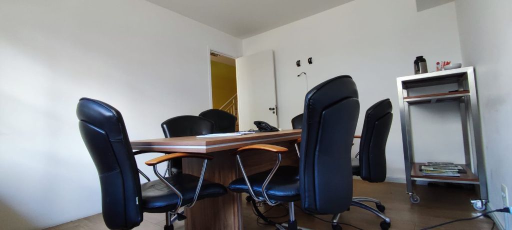 Casa comercial para alugar no condomínio villa lobos office 