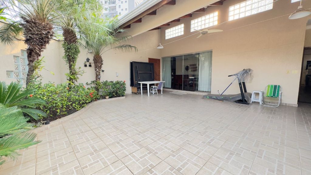 Casa, 3 quartos, 240 m² - Foto 3