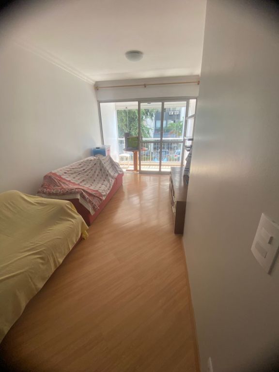 Apartamento padrão com 3 dormitórios no parque continental -