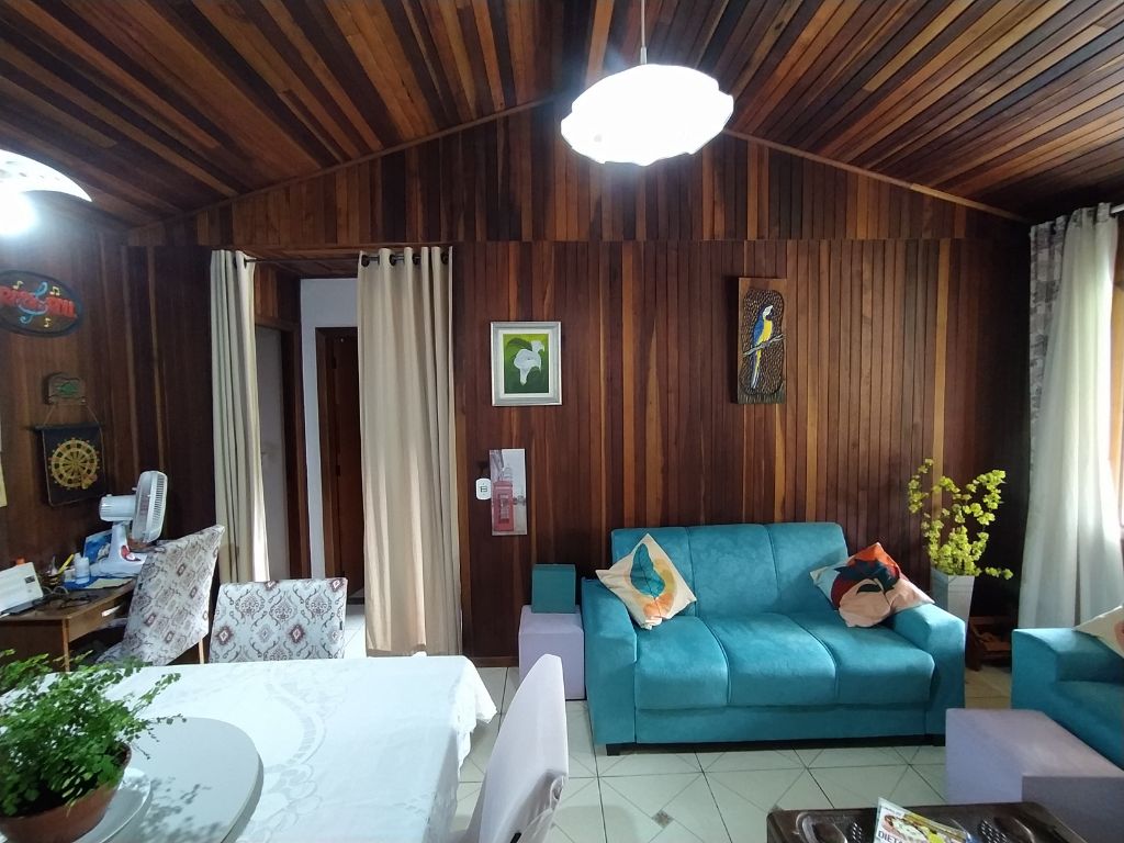 Casa de alto padrão com 4 dormitórios no bairro gramado em c