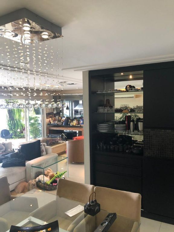 Apartamento, 4 quartos, 206 m² - Foto 2