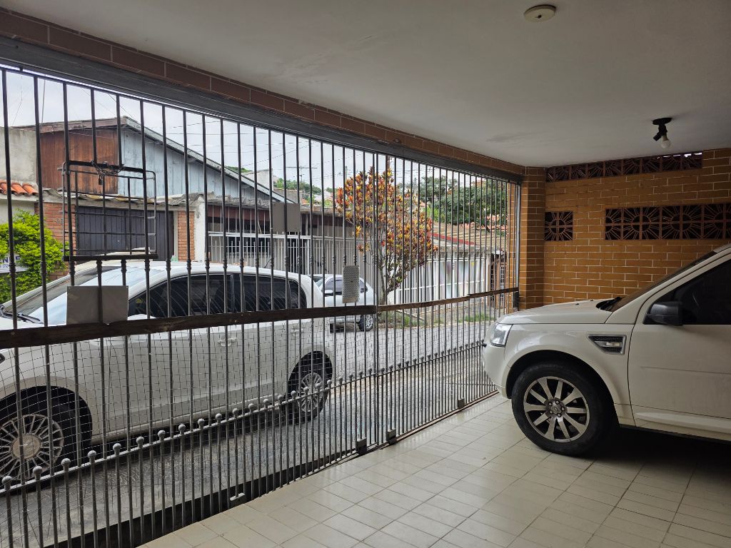 Casa, 3 quartos, 140 m² - Foto 1