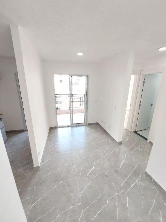 Apartamento, 2 quartos, 42 m² - Foto 2