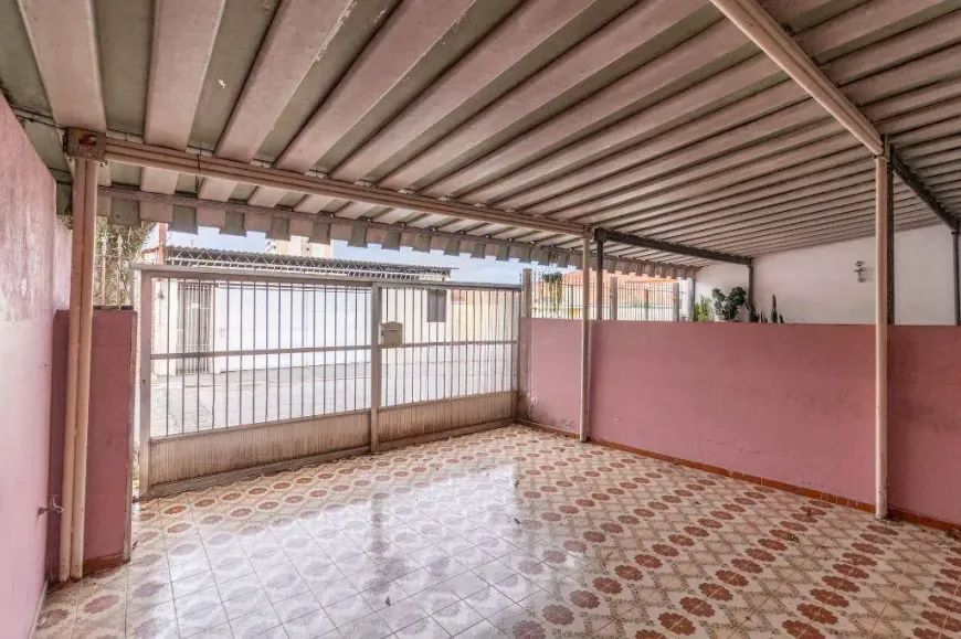 Sobrado, 3 quartos, 210 m² - Foto 2