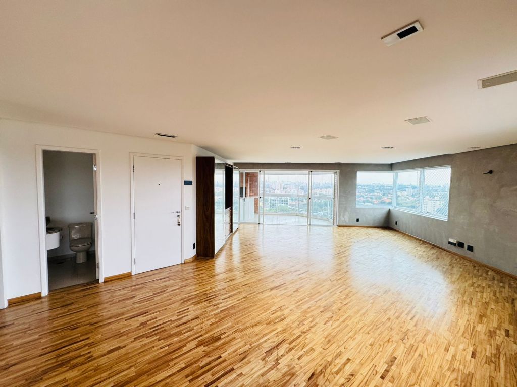 Apartamento, 3 quartos, 200 m² - Foto 1
