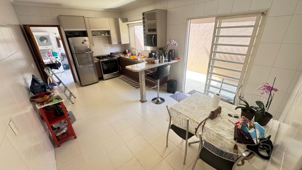 Sobrado, 3 quartos, 200 m² - Foto 11