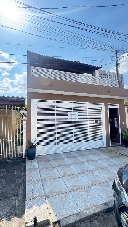 Sobrado, 3 quartos, 200 m² - Foto 1