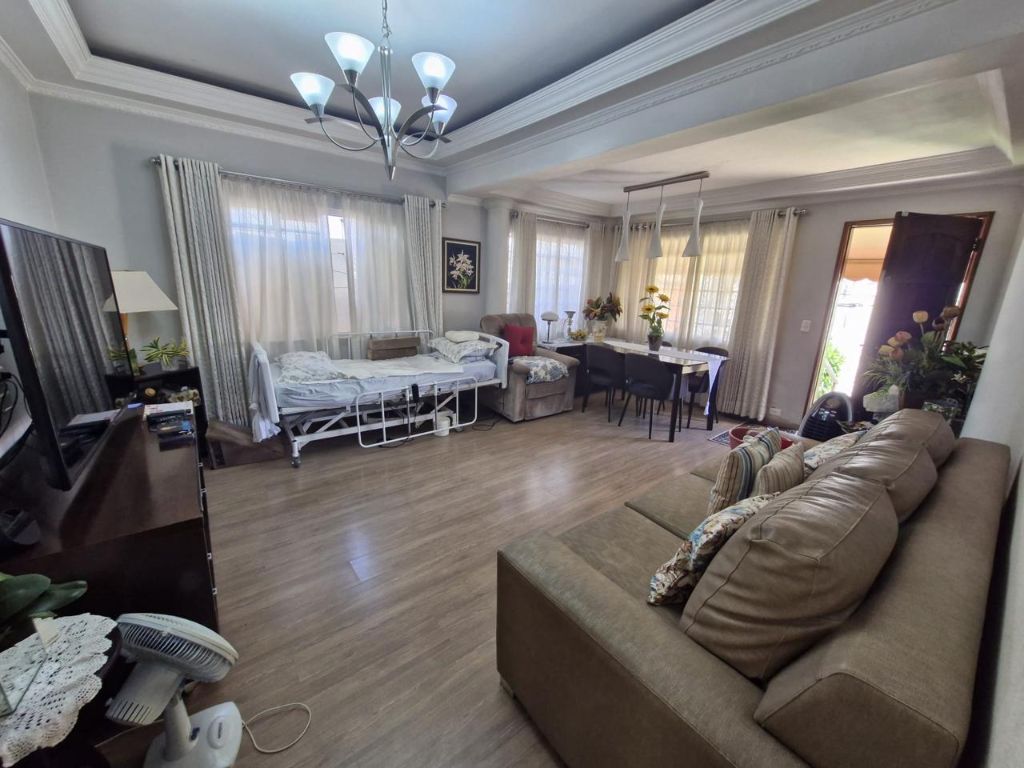 Casa, 2 quartos, 313 m² - Foto 1