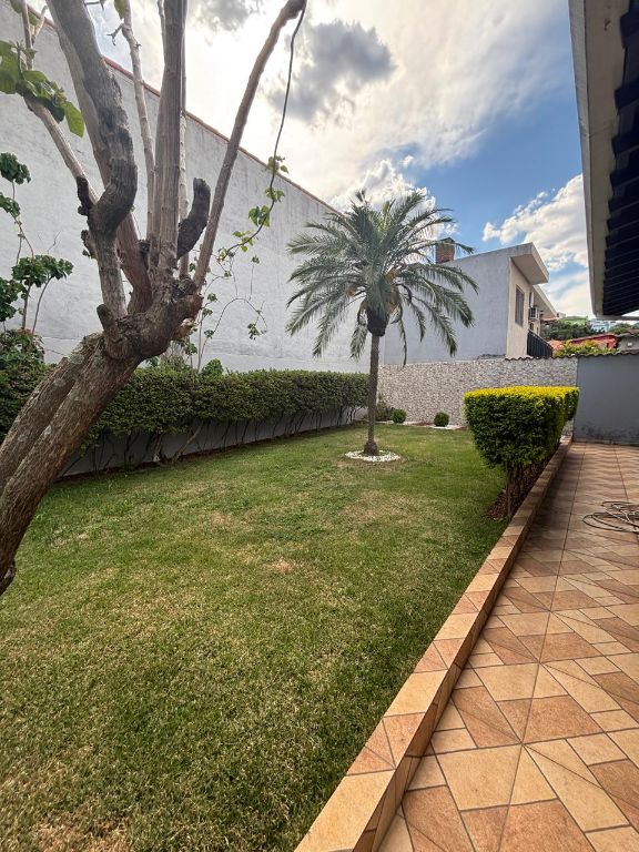 Casa, 4 quartos, 210 m² - Foto 4