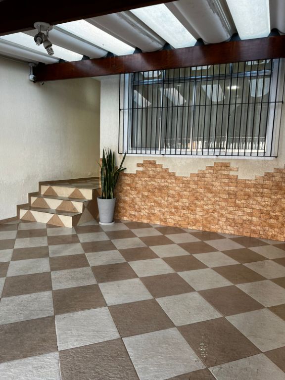 Sobrado, 3 quartos, 183 m² - Foto 2