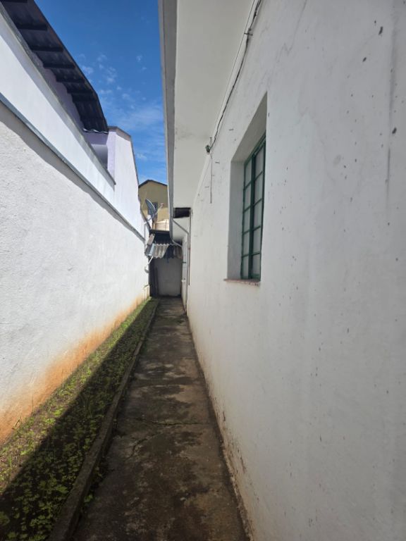 Casa, 4 quartos, 220 m² - Foto 4