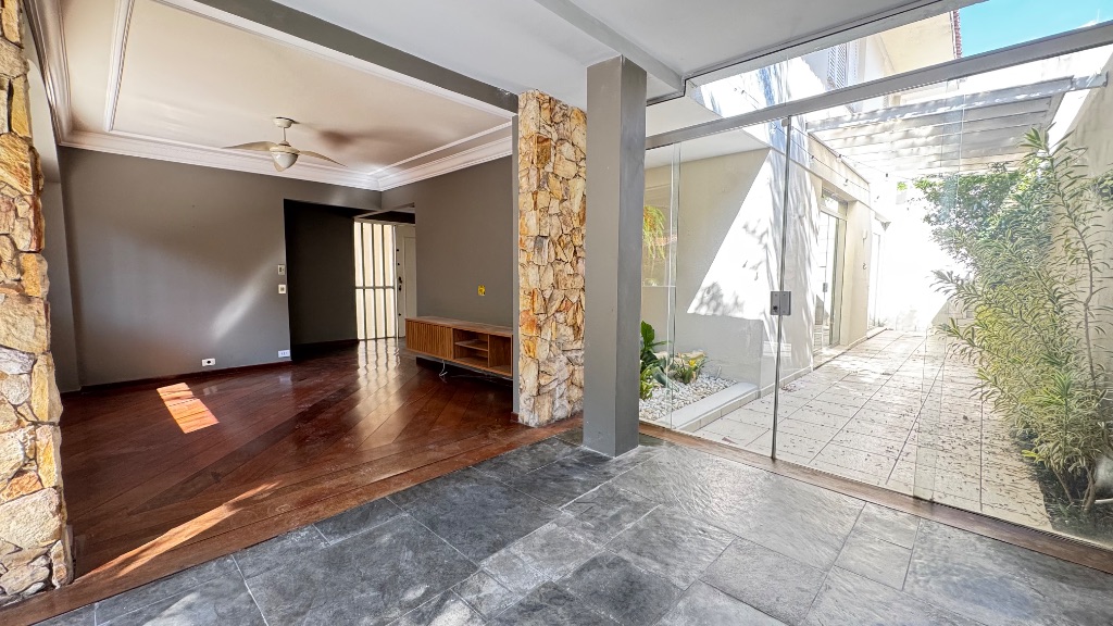 Casa, 4 quartos, 250 m² - Foto 13
