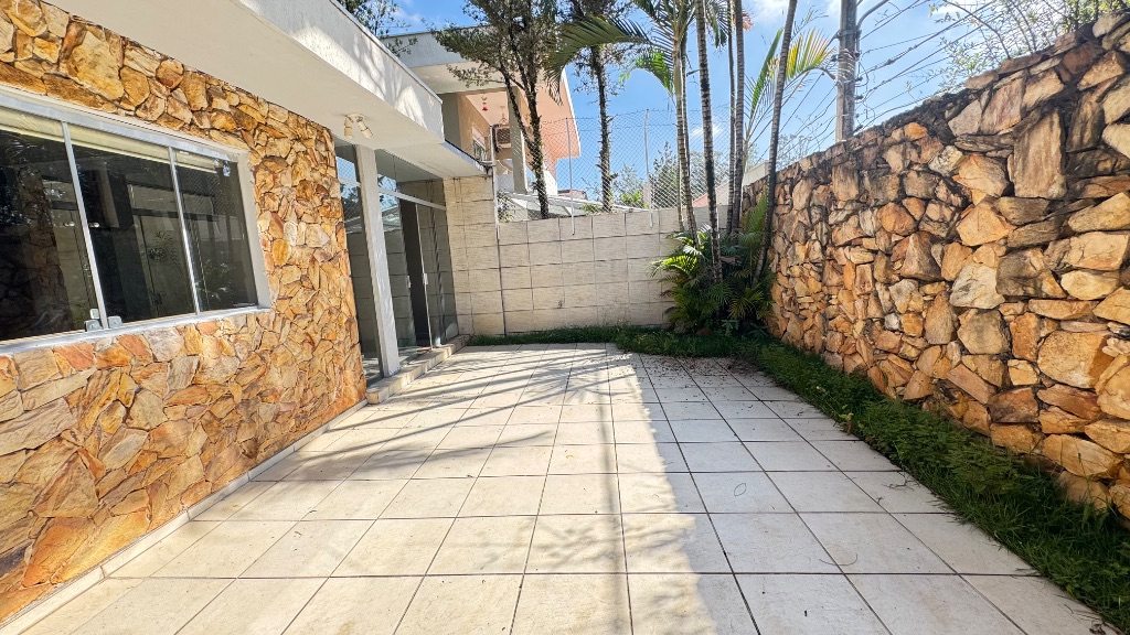 Casa, 4 quartos, 250 m² - Foto 11