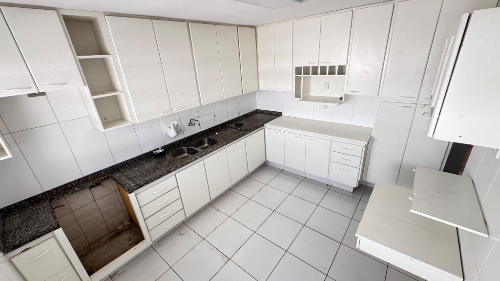 Casa, 4 quartos, 250 m² - Foto 27