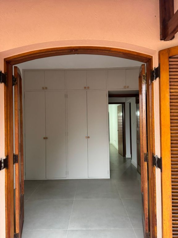 Sobrado, 5 quartos, 247 m² - Foto 8