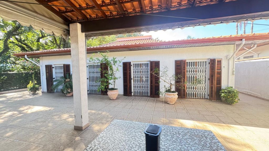 Casa, 4 quartos, 250 m² - Foto 32