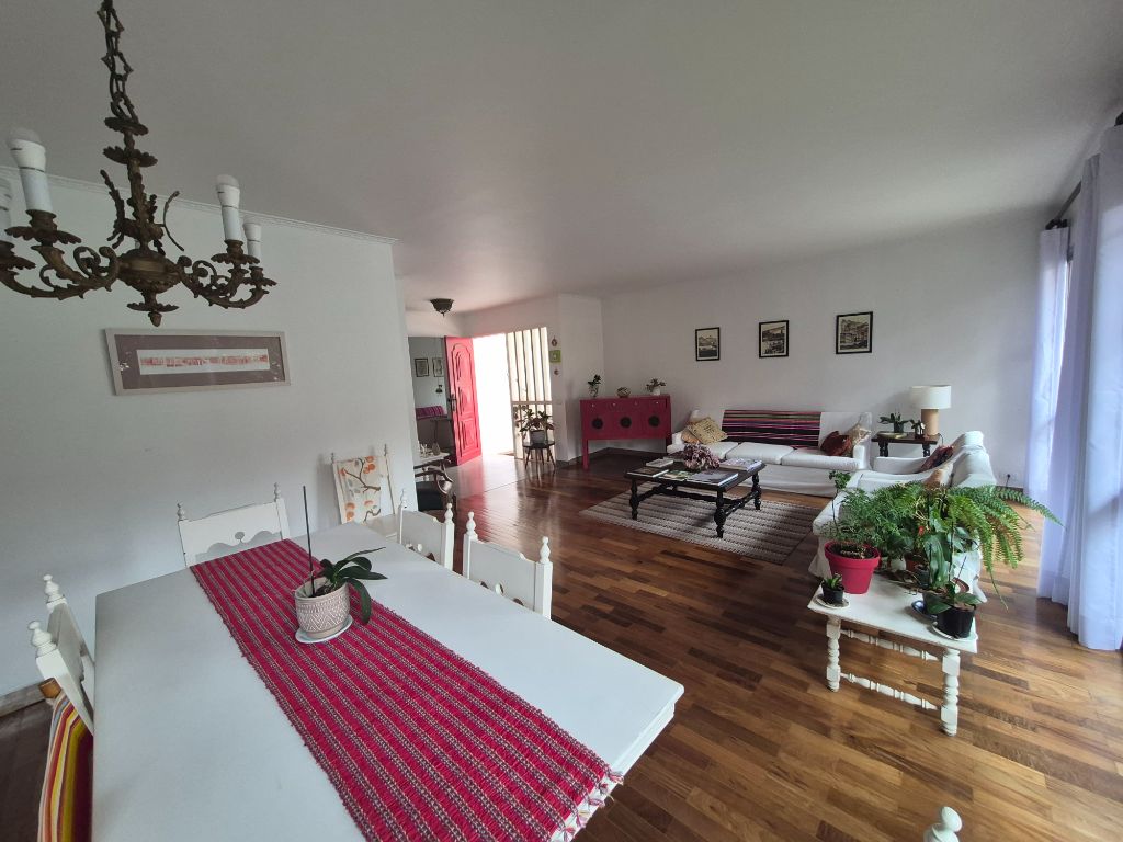 Casa, 4 quartos, 270 m² - Foto 10