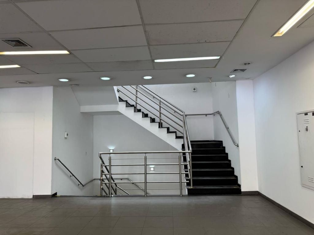 Prédio Inteiro, 1823 m² - Foto 2